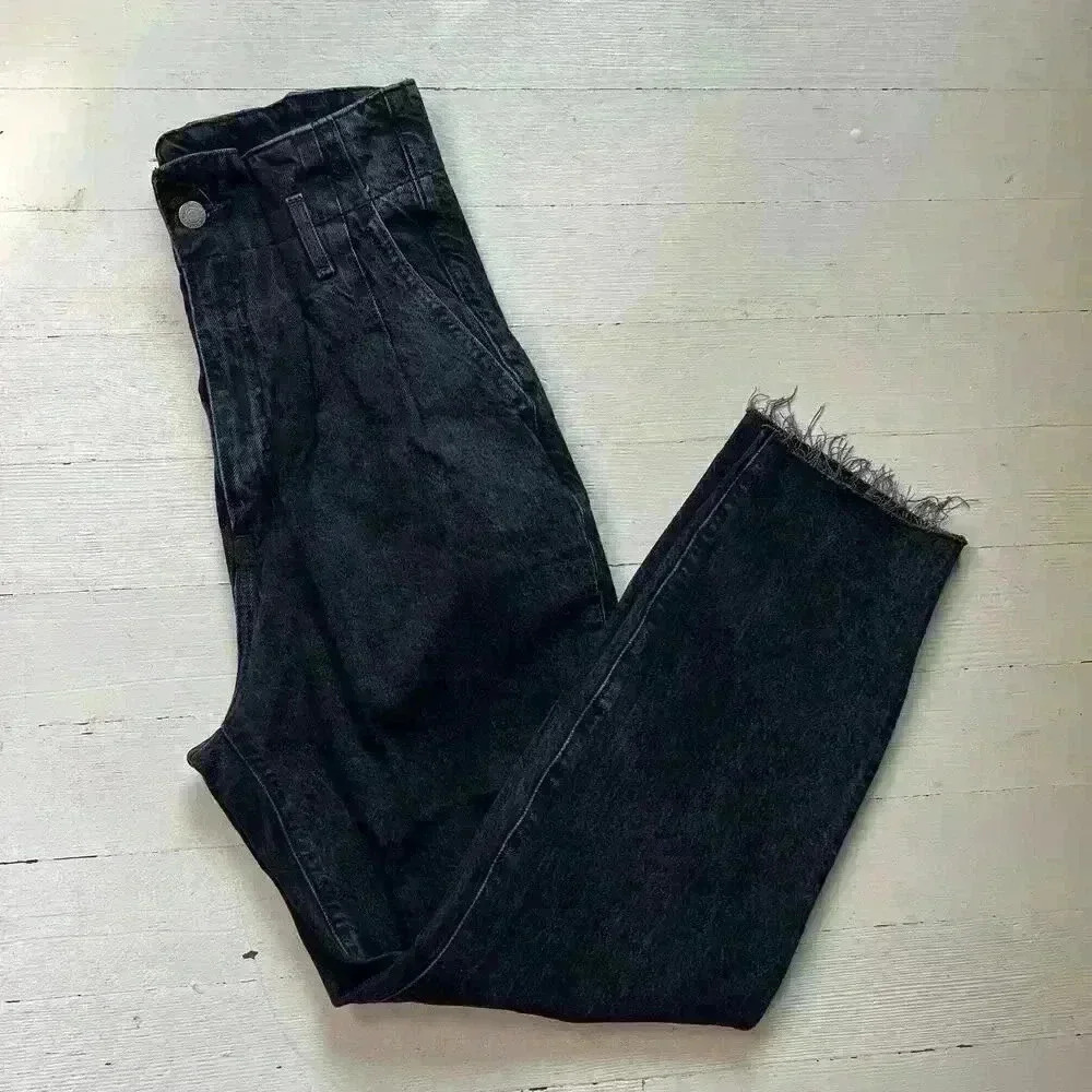 Abercrombie & Fitch Mom Jean 25/ 0R Casual Black Washed‎ Denim High Waisted